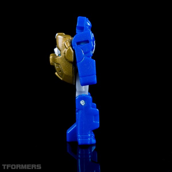 TFormers Titans Return Gallery   Siege On Cybertron Metalhawk 42 (42 of 91)